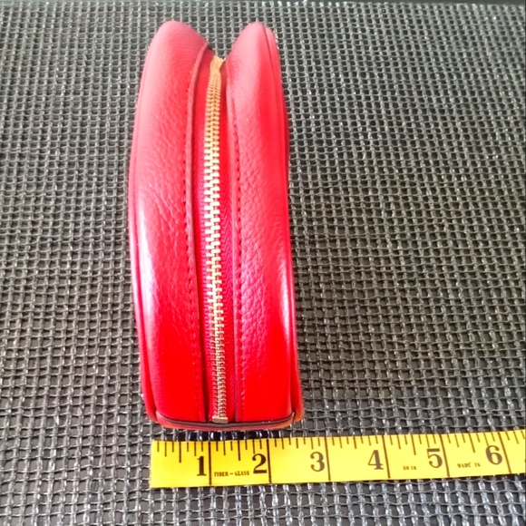 Michael Kors Red Fulton Leather Pouch - Picture 4 of 8